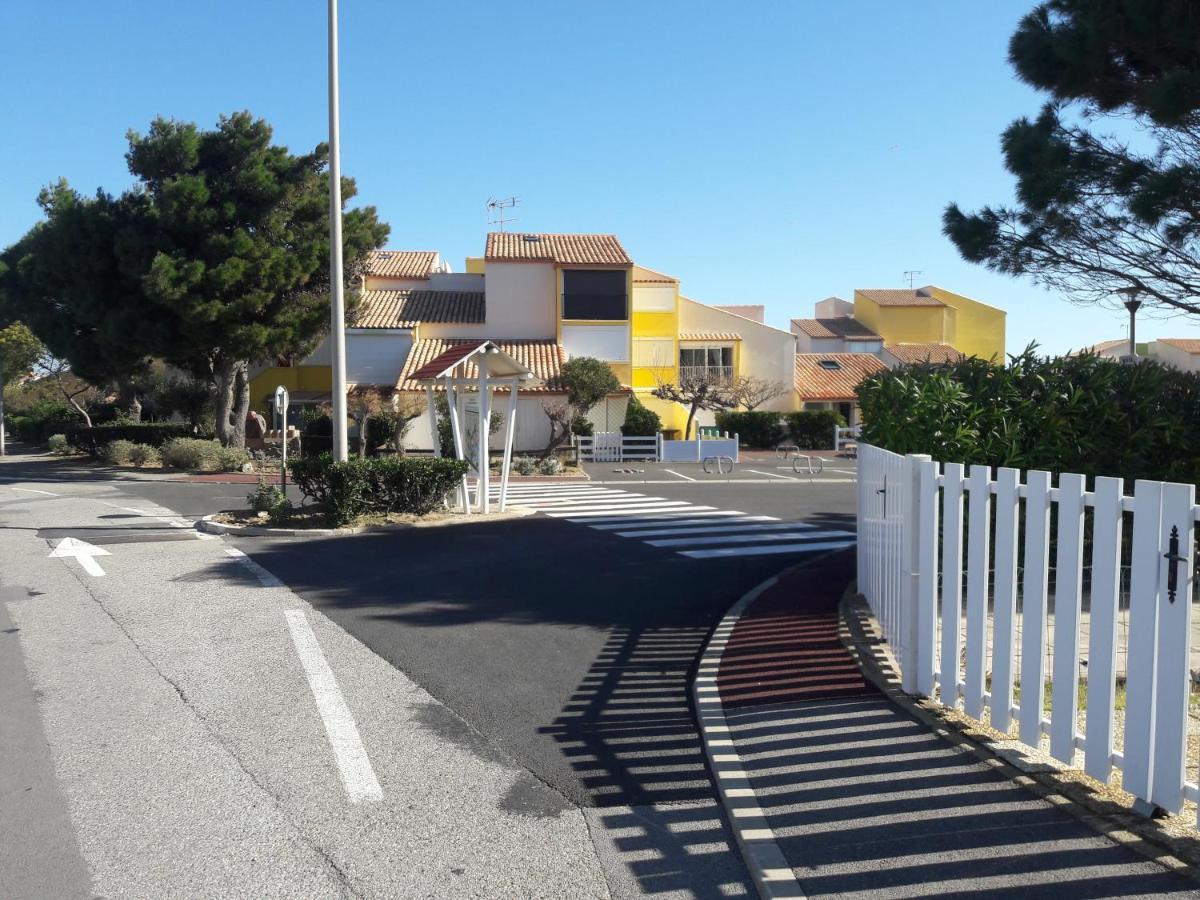 Charmant T2, Cabine, Parking, Les Balcons De La Mediterranee, Narbonne Plage Екстер'єр фото